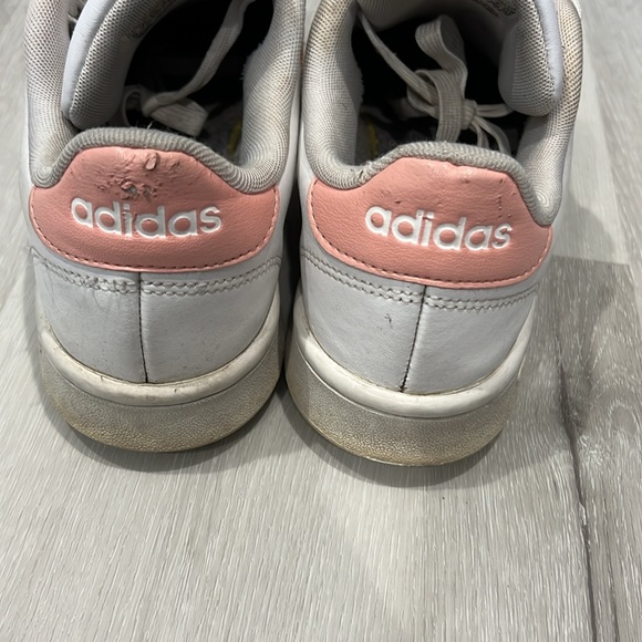 Adidas womens shoes - Picture 5 of 8
